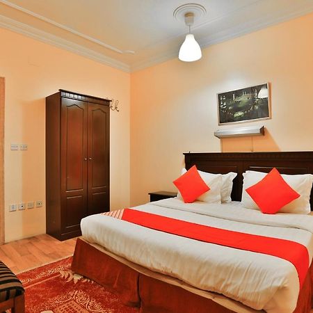 Oyo 350 Dar Almadinah Hotel Джеда Екстериор снимка
